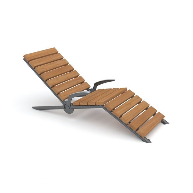 Modern solstol Ipanema med träpaneler och justerbar lutning.