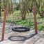 Fågelbogunga Natur Robinia Mini installerad på lekplats.